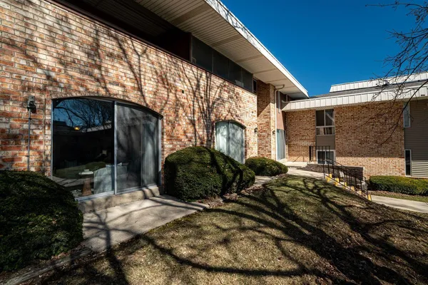 $165,000 | 11936 West Mill Road, Unit 9, Milwaukee, WI 53225