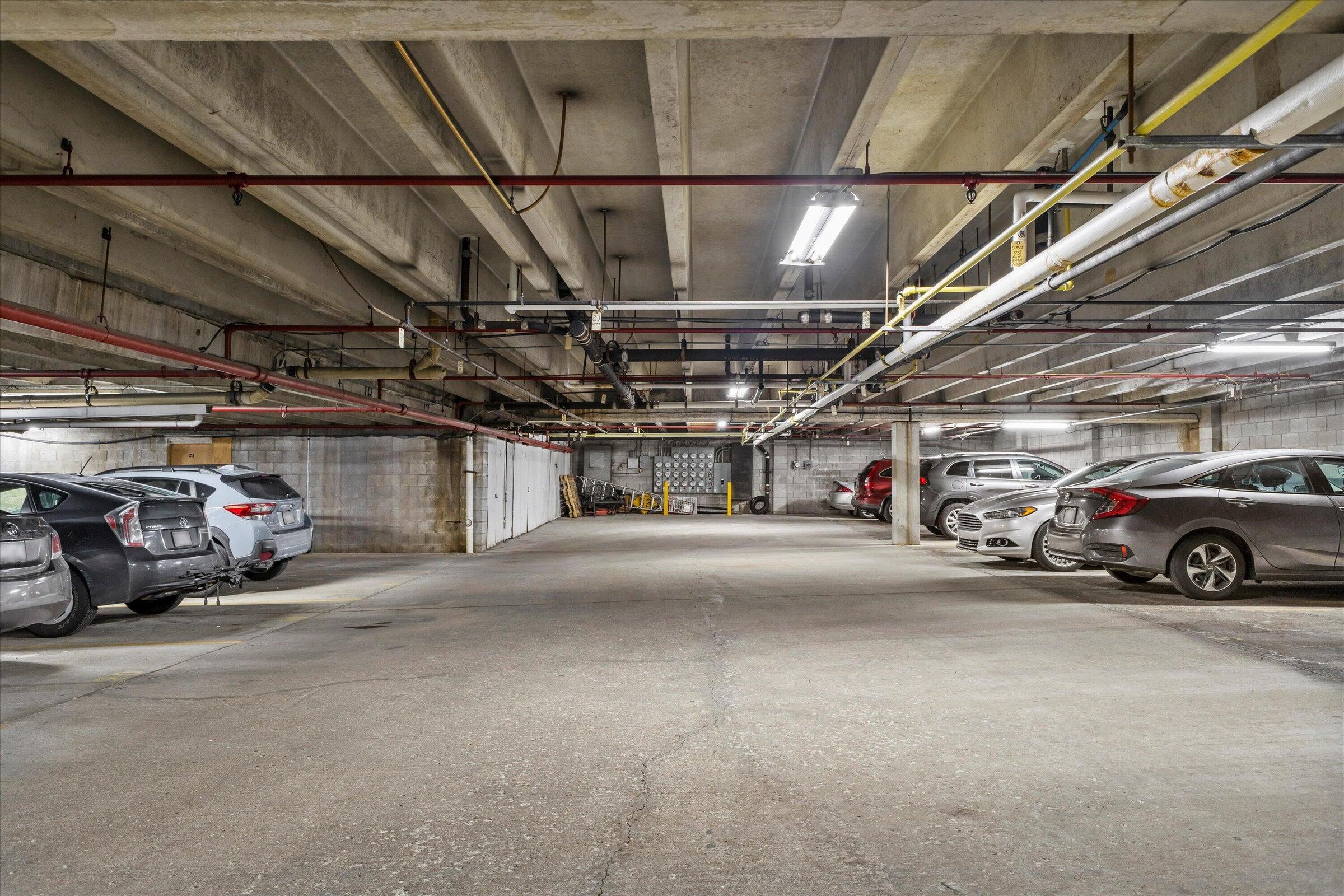 11936 West Mill Road, Unit 9 Milwaukee, WI 53225 - Photo 33 of 36 Parking