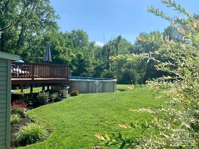 7 Red Apple Lane Catskill, NY 12414 - Photo 28 of 32 a view of a backyard with a small cabin