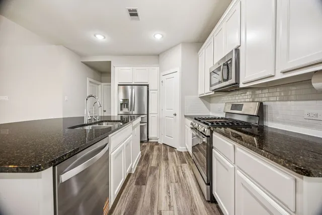 $325,000 | 15710 Cairnwell Bend Drive, Humble, TX 77346