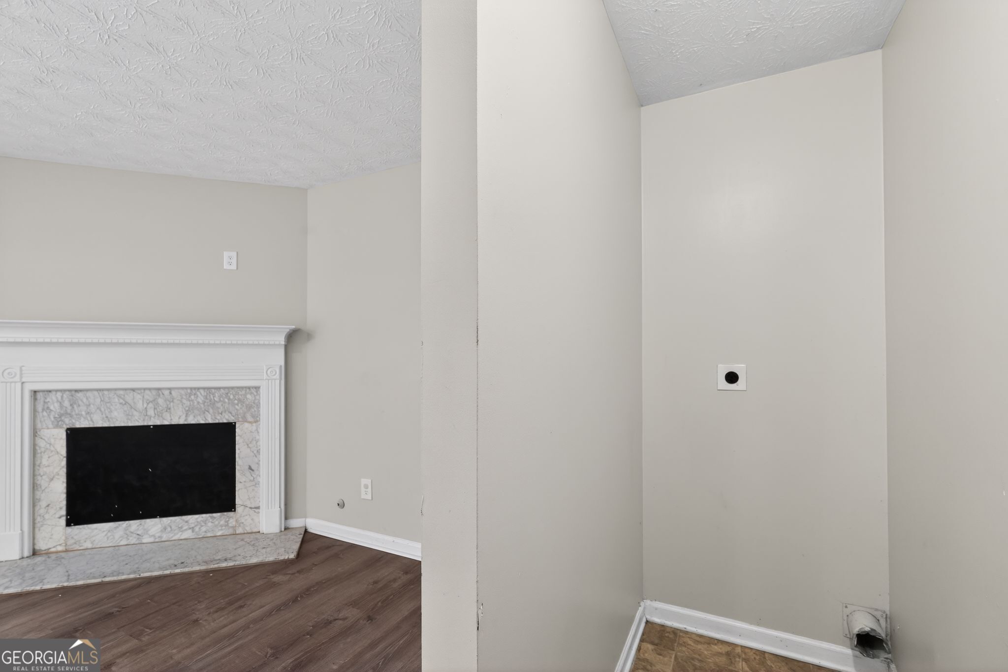 2247 Clayton Ridge Lithonia, GA 30058 - Photo 13 of 35