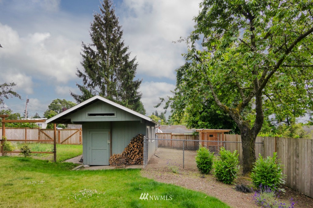 2301 Northeast 10th Street Renton, WA 98056 - Photo 17 of 17
