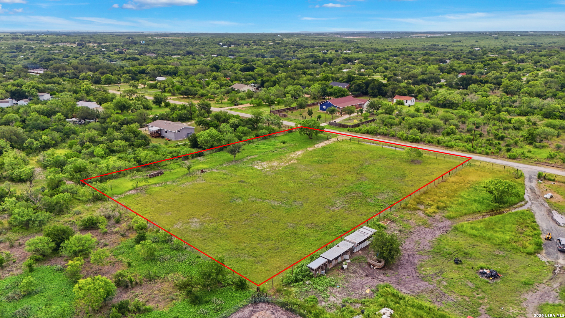 4647 County Road Hondo, TX 78861 - Photo 4 of 18