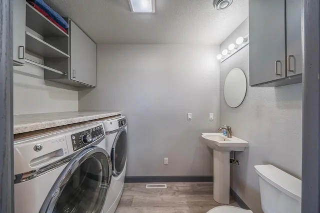 $659,000 | 27196 Co Highway 21, Detroit Lakes, MN 56501