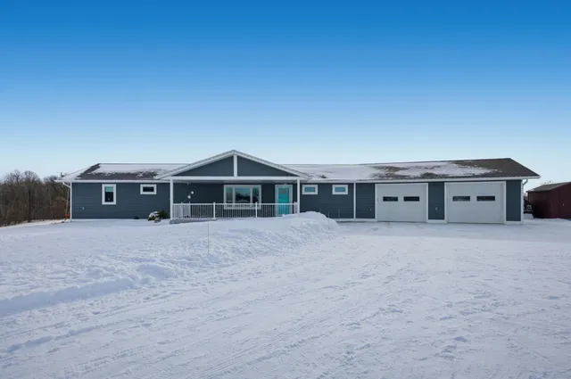 $659,000 | 27196 Co Highway 21, Detroit Lakes, MN 56501