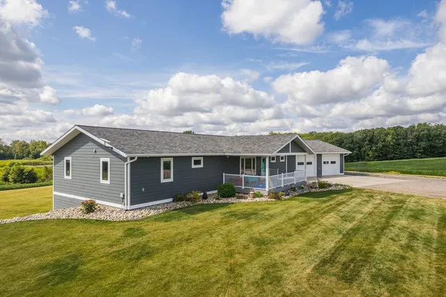 $659,000 | 27196 Co Highway 21, Detroit Lakes, MN 56501