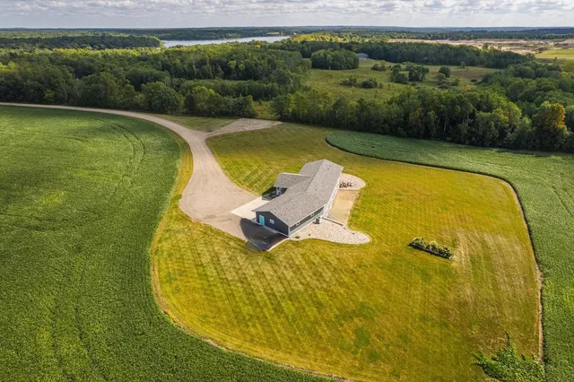 $659,000 | 27196 Co Highway 21, Detroit Lakes, MN 56501