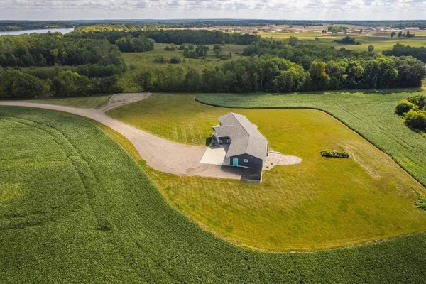 $659,000 | 27196 Co Highway 21, Detroit Lakes, MN 56501