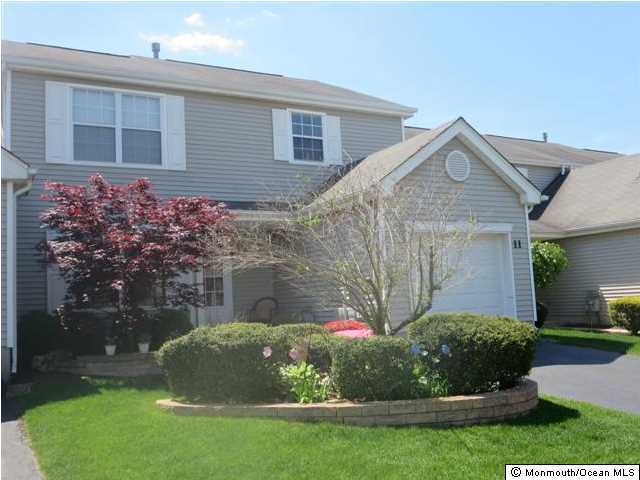 11 Perri Road Freehold, NJ 07728 - Photo 1 of 14 Primary Photo