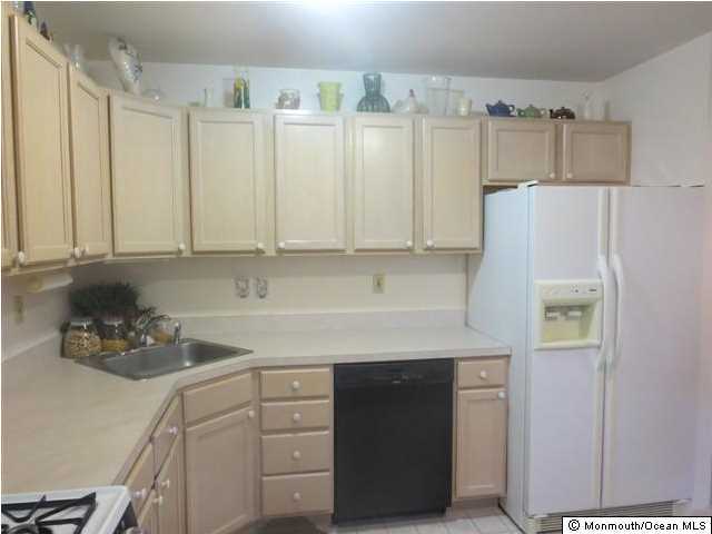 11 Perri Road Freehold, NJ 07728 - Photo 4 of 14 Additional Photo