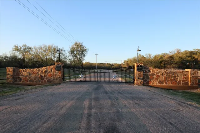 $650,000 | 100 Rocky Hollow Drive, Burnet, TX 78611