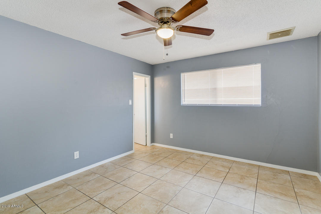6933 West Camelback Road Phoenix, AZ 85033 - Photo 18 of 29 18 - Camelback