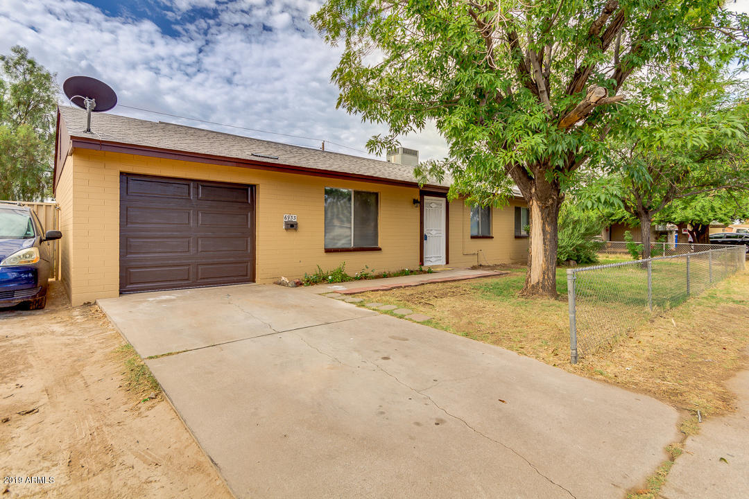 6933 West Camelback Road Phoenix, AZ 85033 - Photo 3 of 29 03 - Camelback