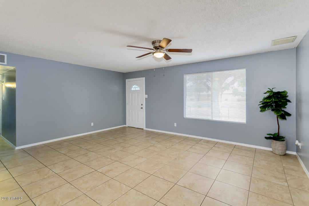 6933 West Camelback Road Phoenix, AZ 85033 - Photo 6 of 29 06 - Camelback