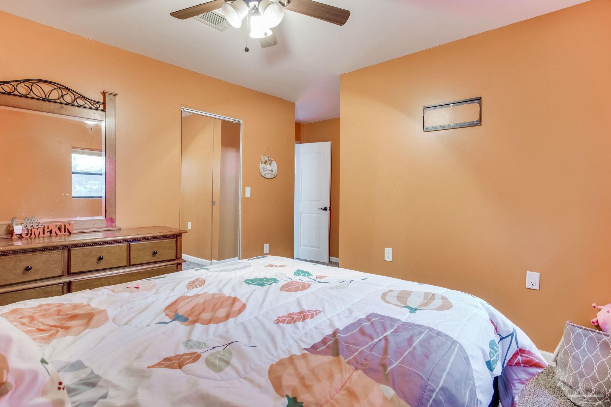 426 East Olive Road Pensacola, FL 32514 - Photo 19 of 57