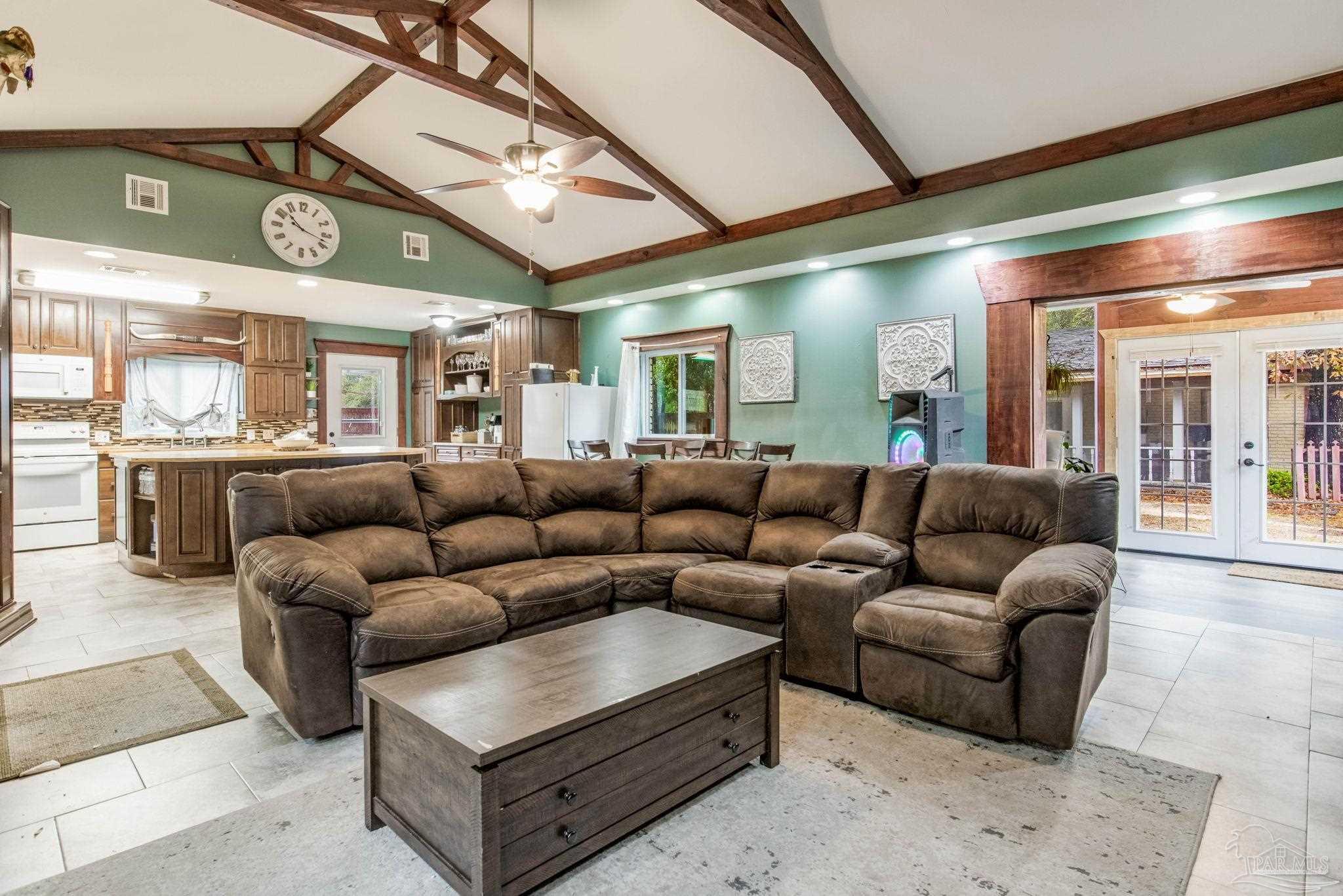 426 East Olive Road Pensacola, FL 32514 - Photo 6 of 57