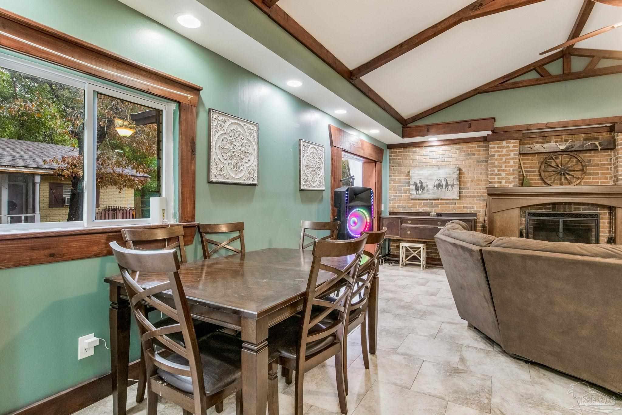 426 East Olive Road Pensacola, FL 32514 - Photo 10 of 57