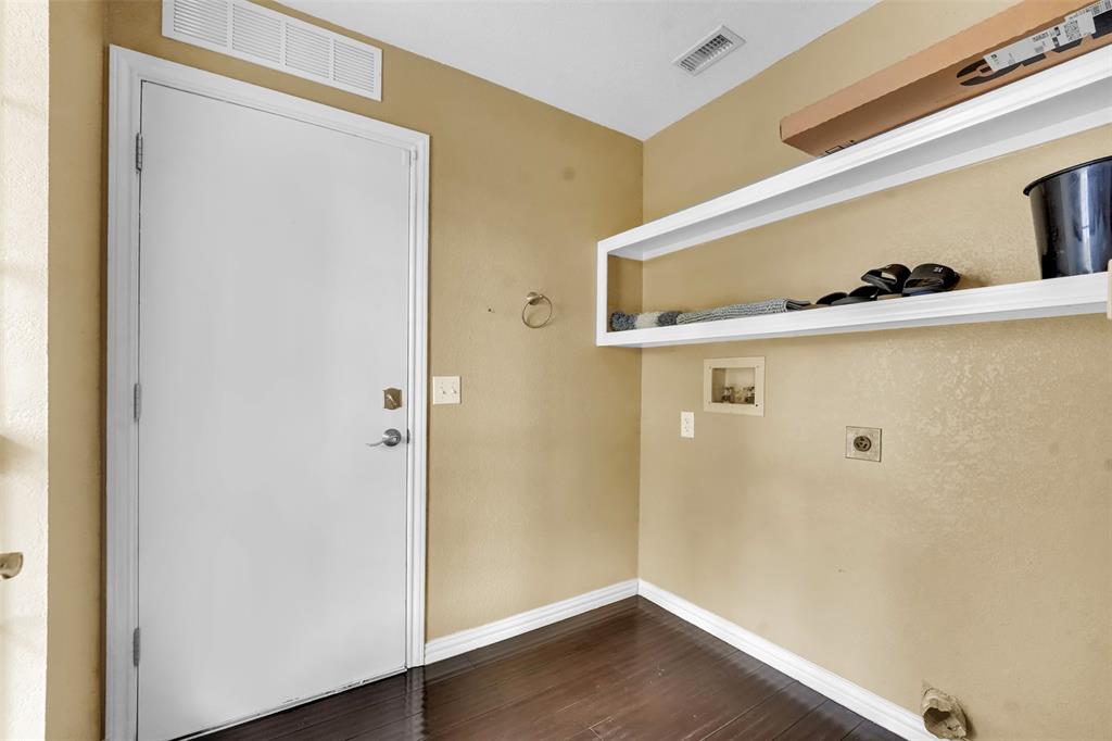 3410 Ridge Oak Drive Garland, TX 75044 - Photo 27 of 29 a view of small space with wooden floor
