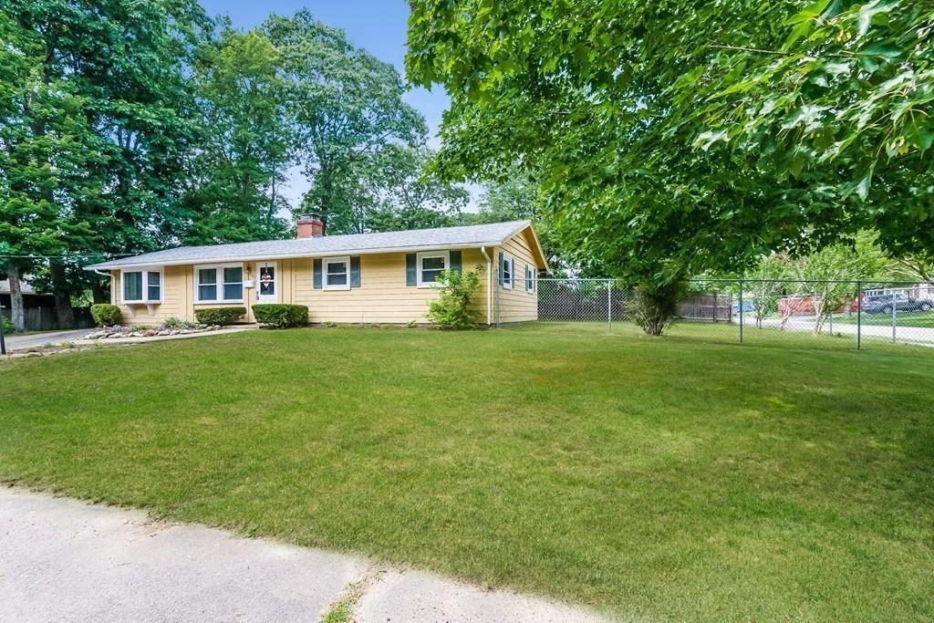 66 Rindone Street Holbrook, MA 02343 - Photo 2 of 34