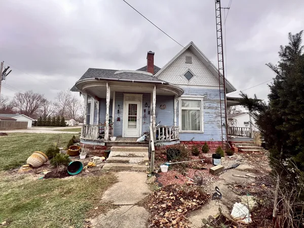 $38,900 | 315 West Main Street, Oakland, IL 61943