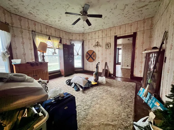 $38,900 | 315 West Main Street, Oakland, IL 61943