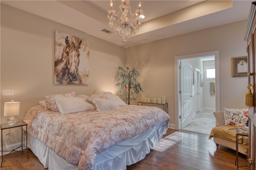 533 Waterstone Circle Brunswick, GA 31525 - Photo 10 of 36 Master Bedroom