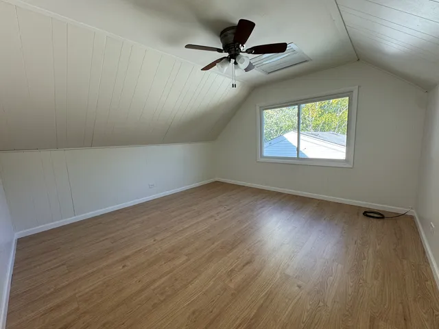 $2,900 | 709 West Glencoe Road, Palatine, IL 60067