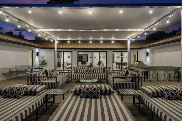 $10,000 | 505 North Camino Real, Palm Springs, CA 92262