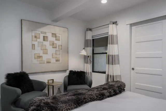 $10,000 | 505 North Camino Real, Palm Springs, CA 92262