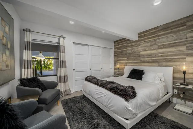 $10,000 | 505 North Camino Real, Palm Springs, CA 92262