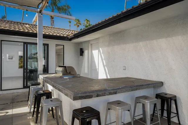 $10,000 | 505 North Camino Real, Palm Springs, CA 92262