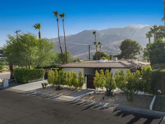 $10,000 | 505 North Camino Real, Palm Springs, CA 92262