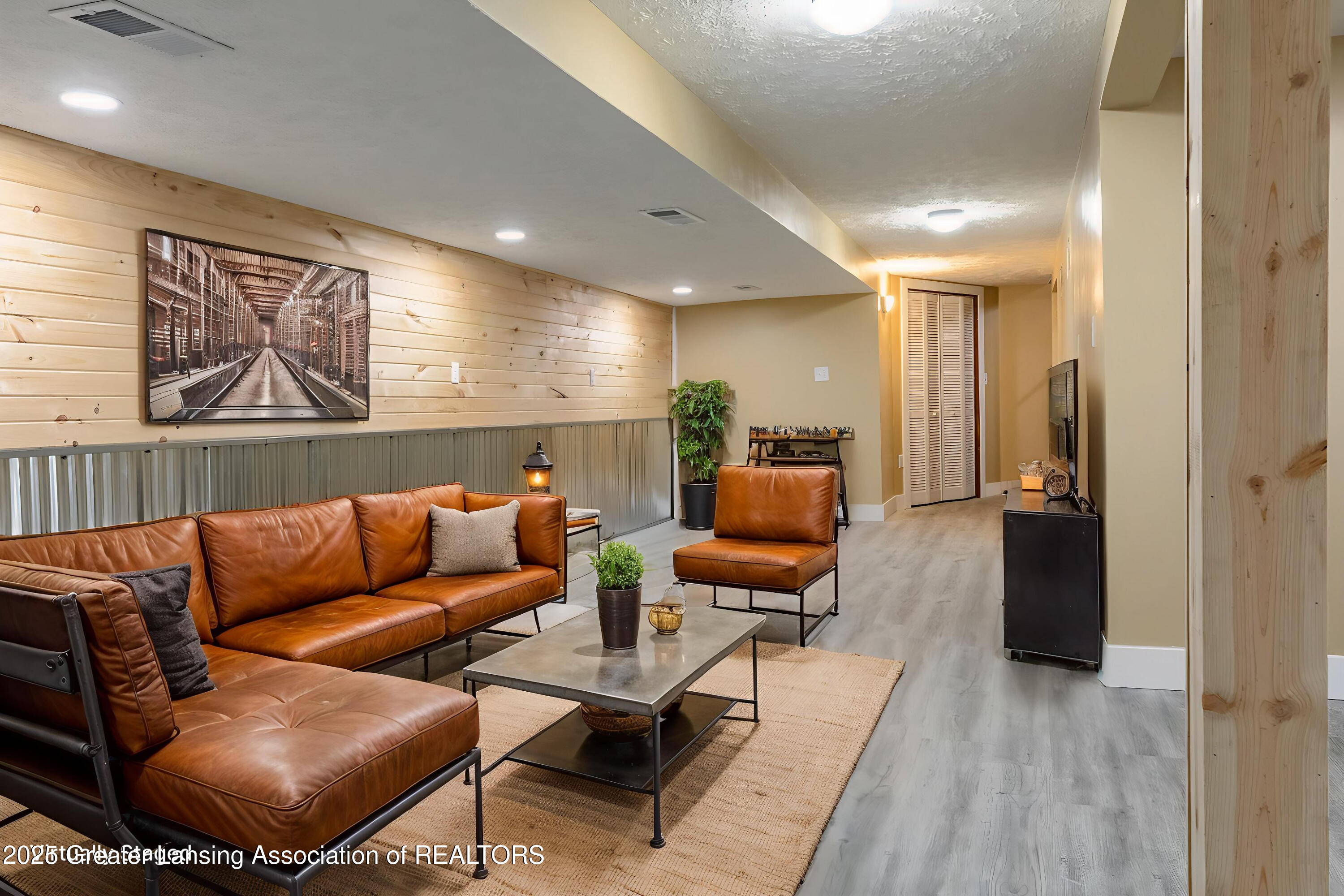 5396 Van Atta Road Okemos, MI 48864 - Photo 31 of 50 5396VanAtta36-2 - Living Room - Industri