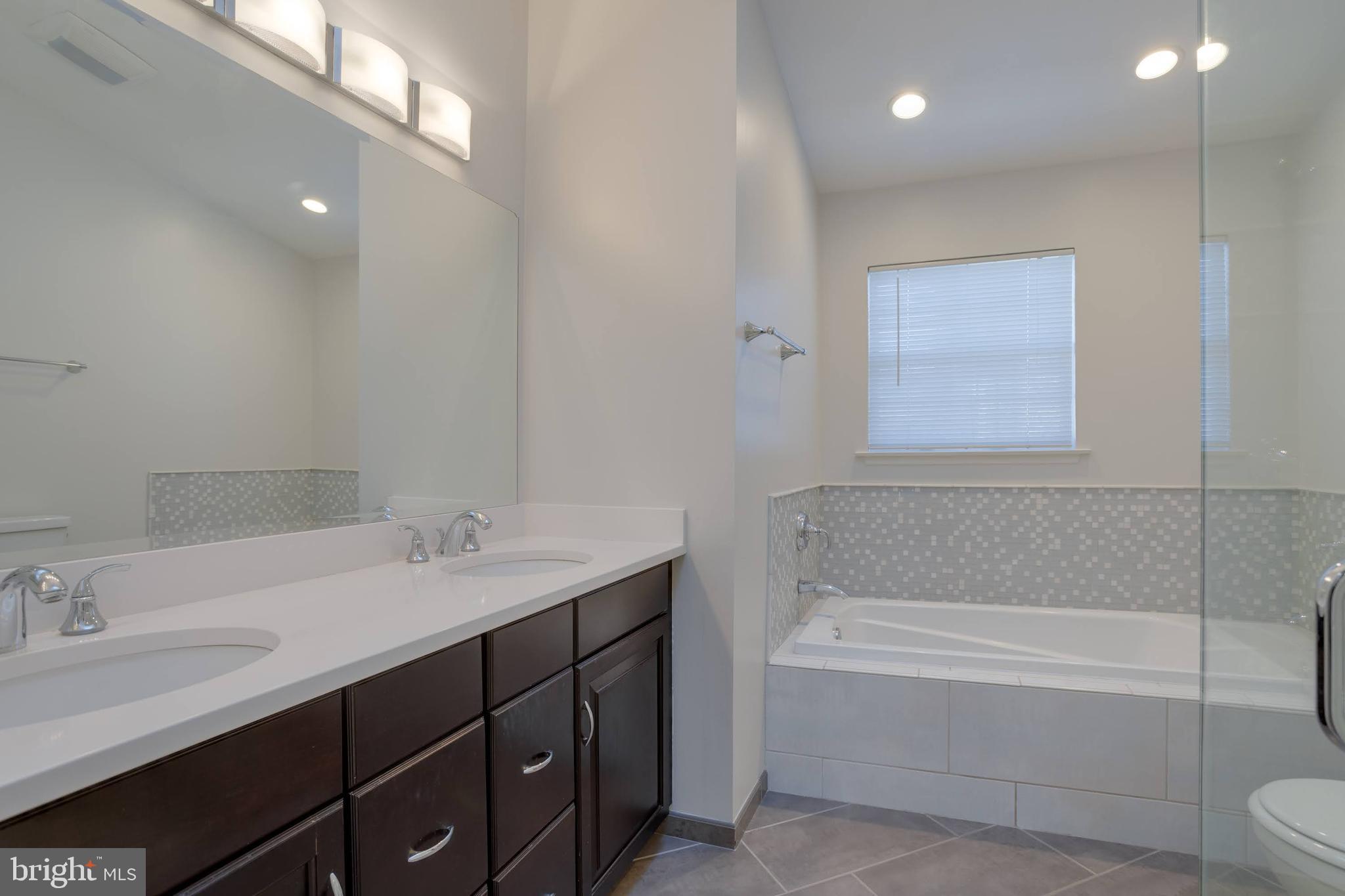 2474 Ridgehampton Court Reston, VA 20191 - Photo 14 of 25