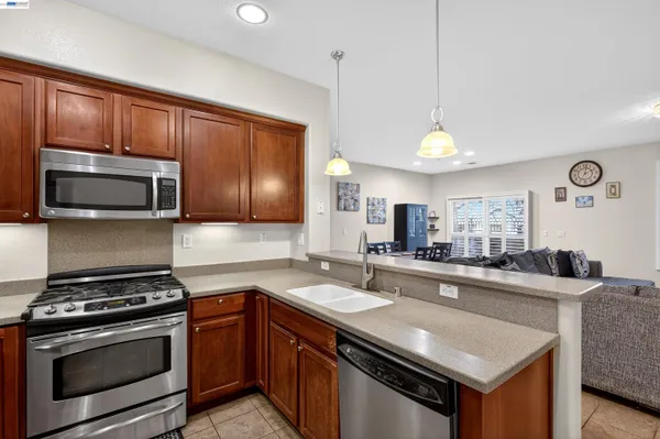 $640,000 | 86 Cortadillo Street, Mountain House, CA 95391