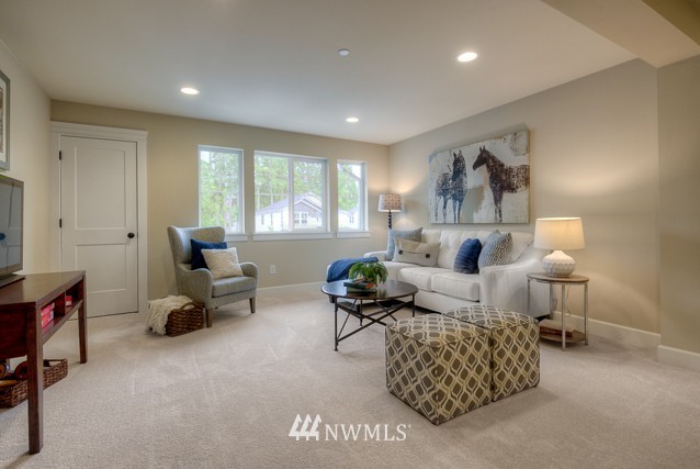 19033 84th Place Northeast Bothell, WA 98011 - Photo 11 of 21 Gallery Image 11