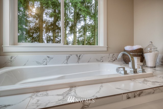 19033 84th Place Northeast Bothell, WA 98011 - Photo 18 of 21 Gallery Image 18