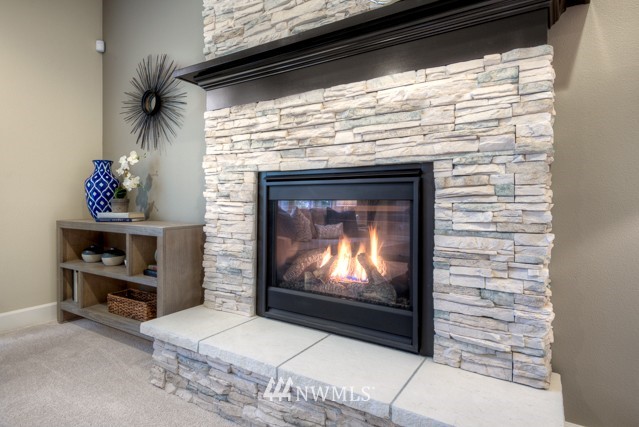 19033 84th Place Northeast Bothell, WA 98011 - Photo 8 of 21 Gallery Image 8