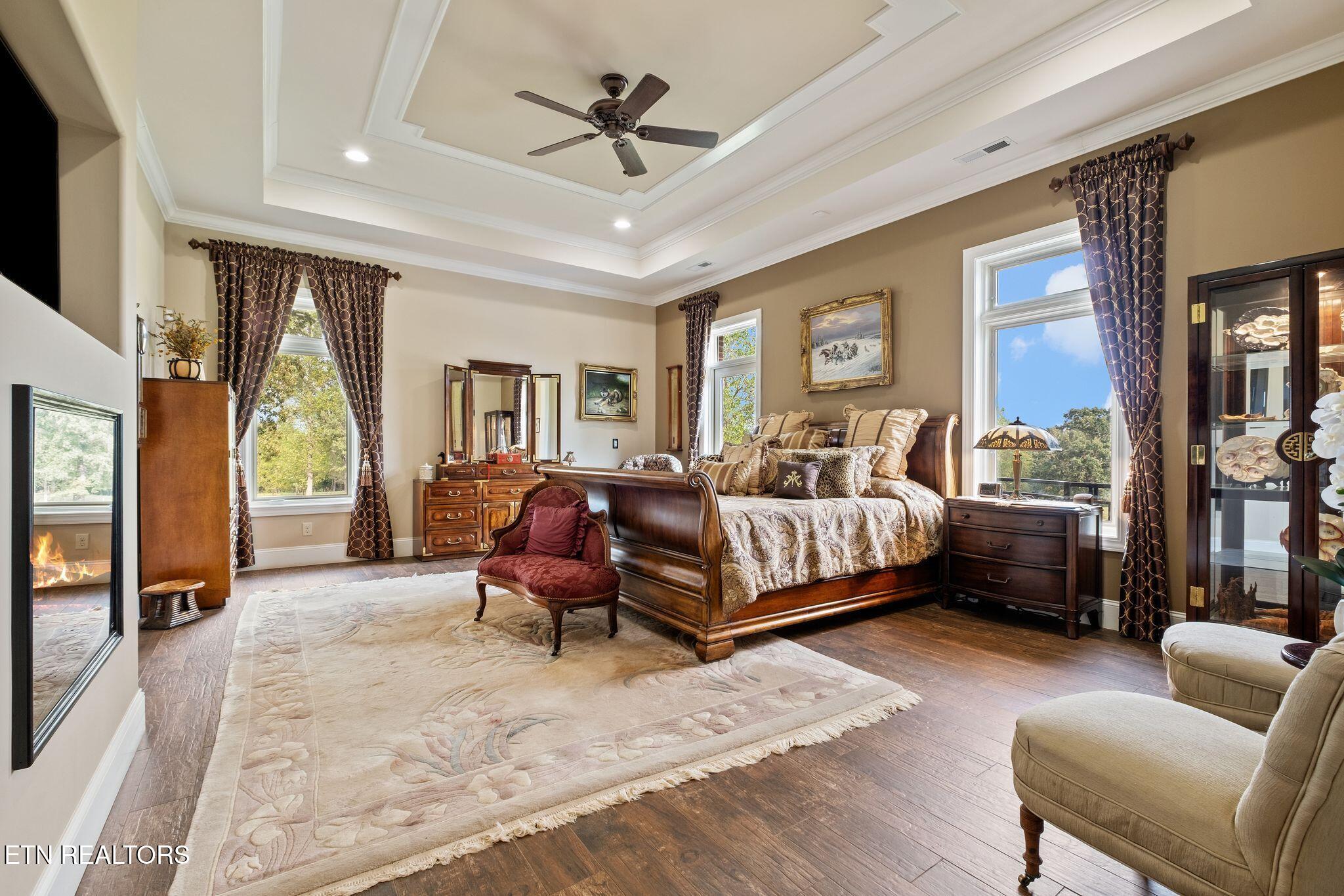 9676 Heard Ridge Road Monroe, TN 38573 - Photo 26 of 59 Master Suite