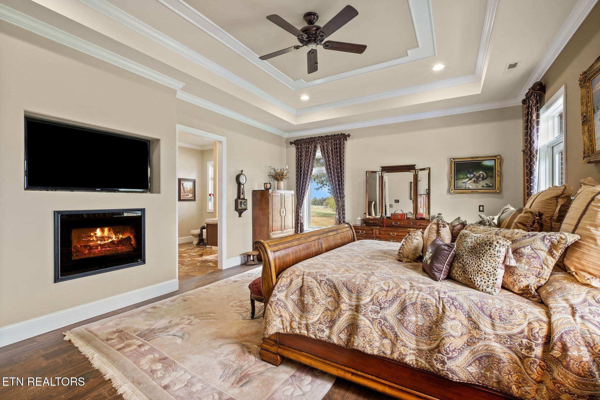 9676 Heard Ridge Road Monroe, TN 38573 - Photo 27 of 59 Master Suite