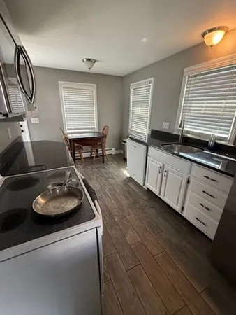 $2,850 | 22 Forest Street, Unit 1, Ayer, MA 01432