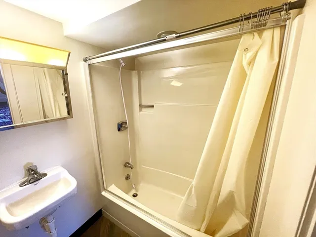 a view of outdoor space