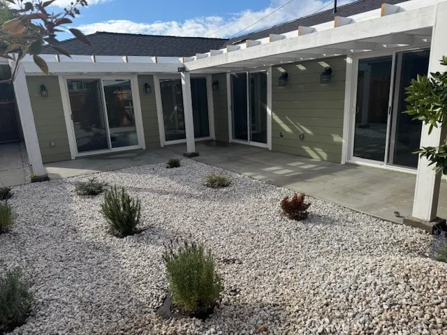 $3,950 | 425 West Lime Avenue, Unit 1, Monrovia, CA 91016