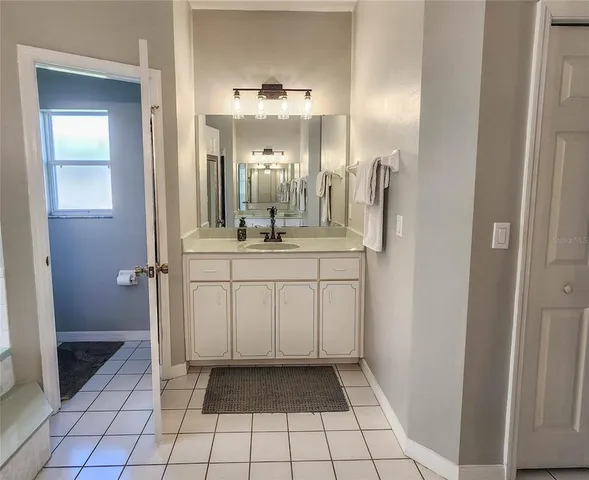 $369,900 | 42 Woodlyn Lane, Palm Coast, FL 32164