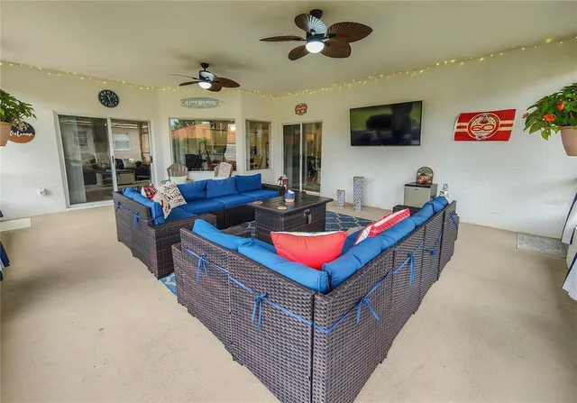 $369,900 | 42 Woodlyn Lane, Palm Coast, FL 32164