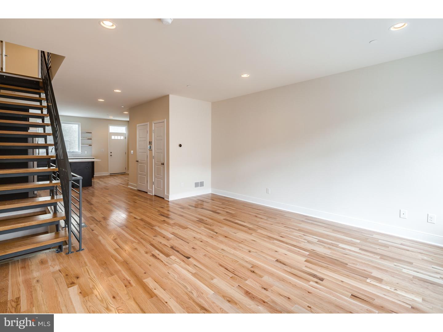 1933 Reed Street Philadelphia, PA 19146 - Photo 3 of 22