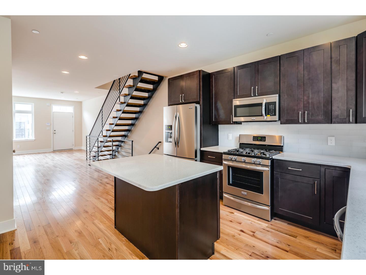 1933 Reed Street Philadelphia, PA 19146 - Photo 4 of 22