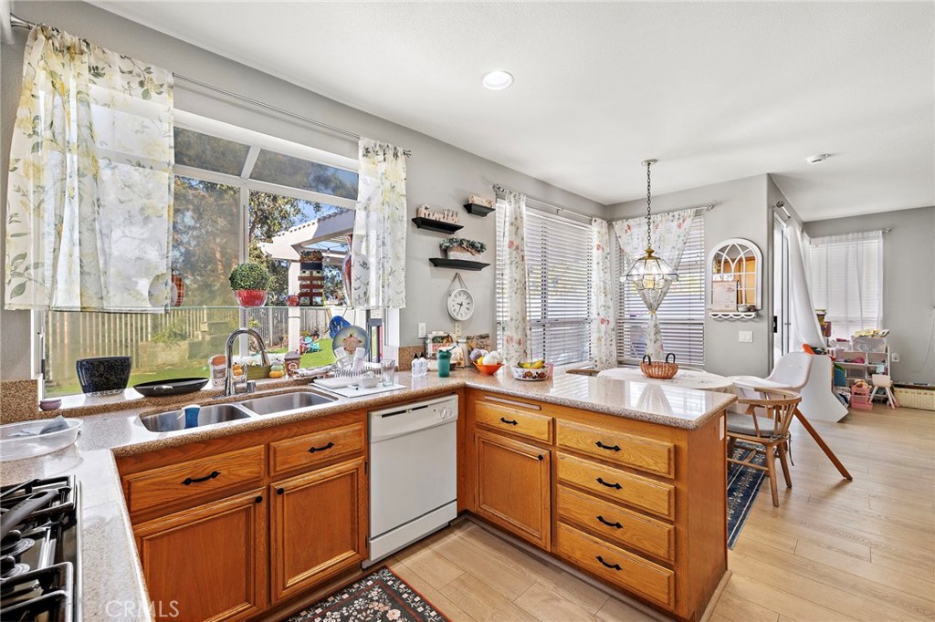 43 El Prisma Rancho Santa Margarita, CA 92688 - Photo 10 of 36