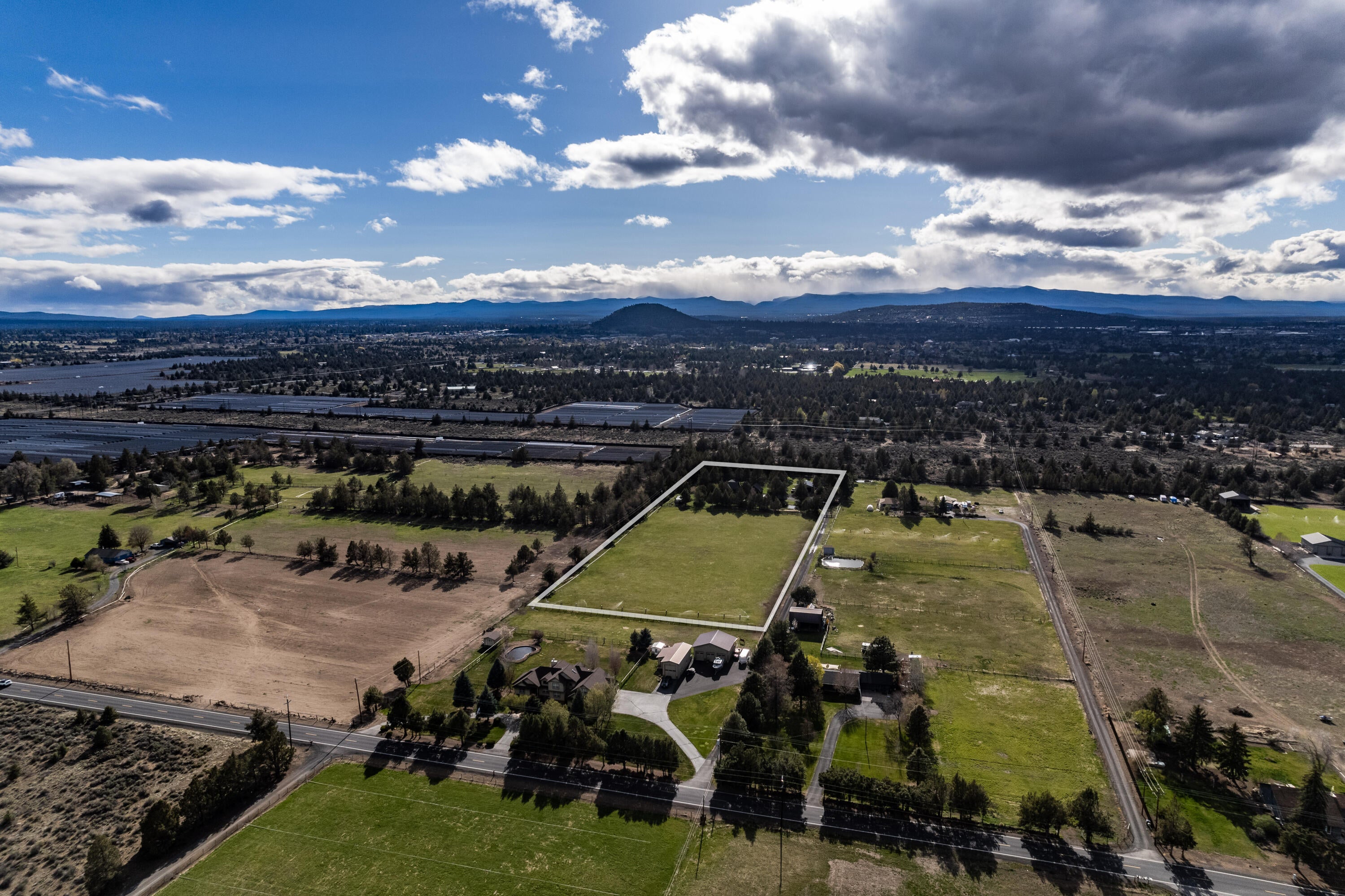 62625 Erickson Road Bend, OR 97701 - Photo 10 of 84 62625 Erikson, Bend-23