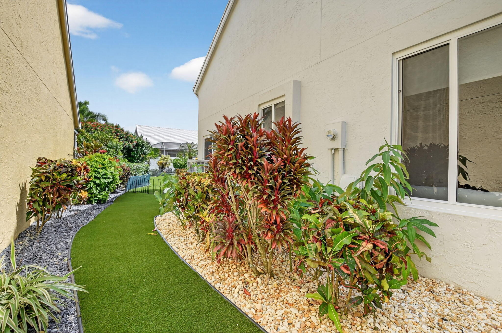 8385 Horseshoe Bay Road Boynton Beach, FL 33472 - Photo 27 of 49 a view of a garden